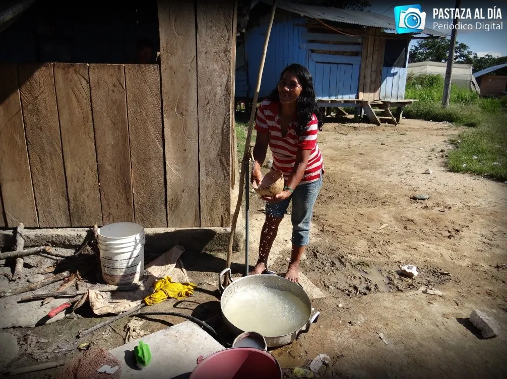 Sra. Herlinda Enomenga habitante de la comunidad Waorani Gareno